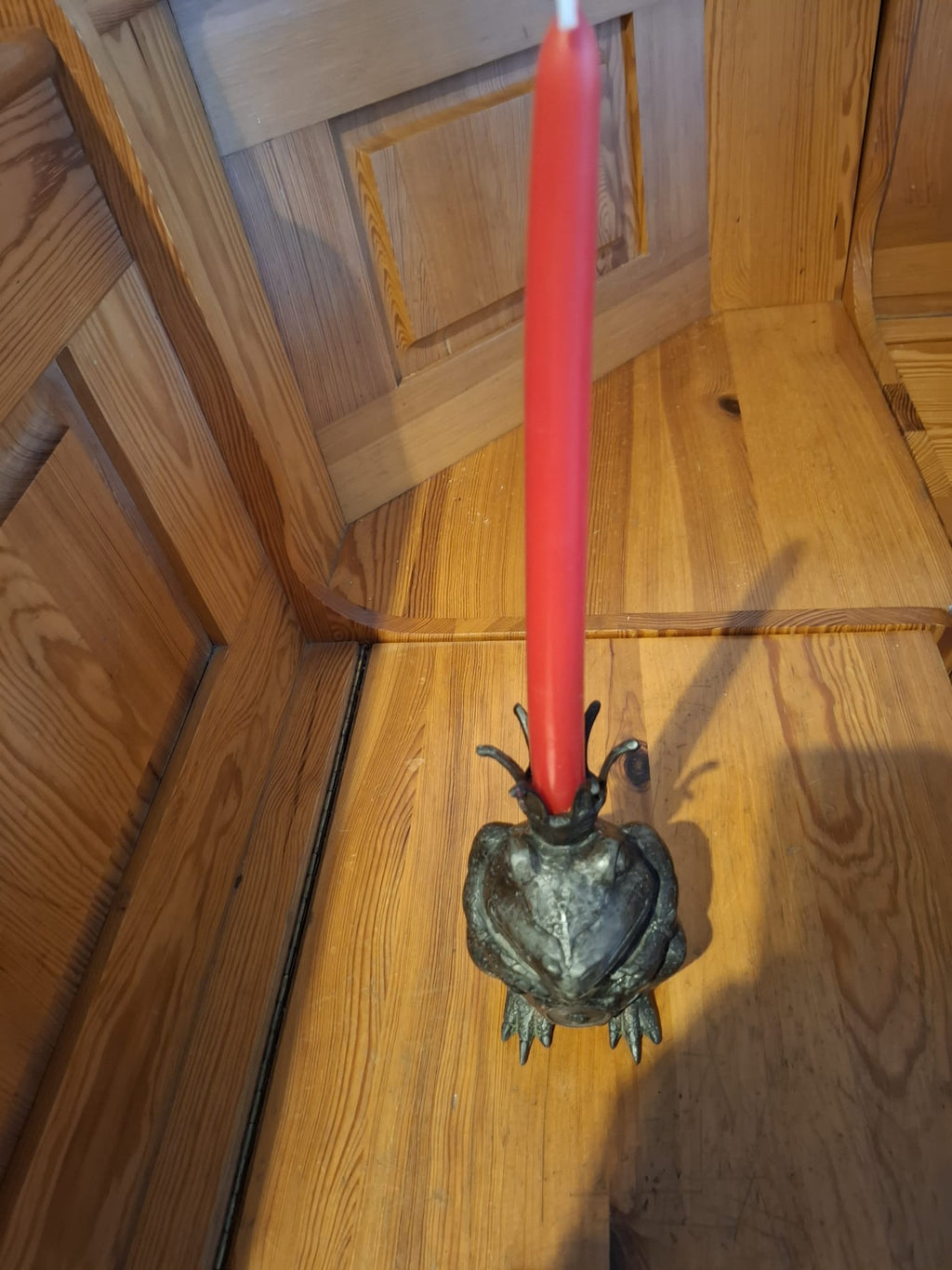 Frosch aus Bronze