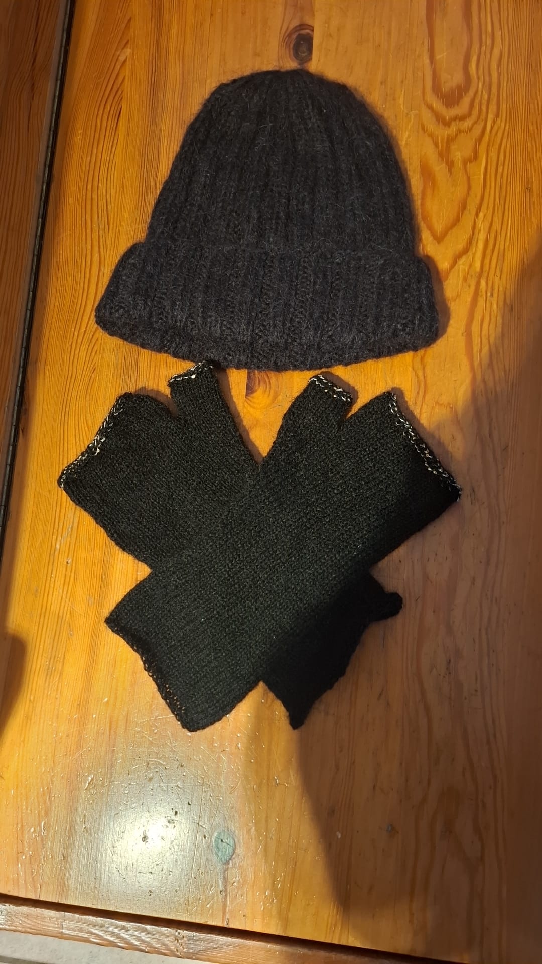 Mütze und Handstulpen handmade