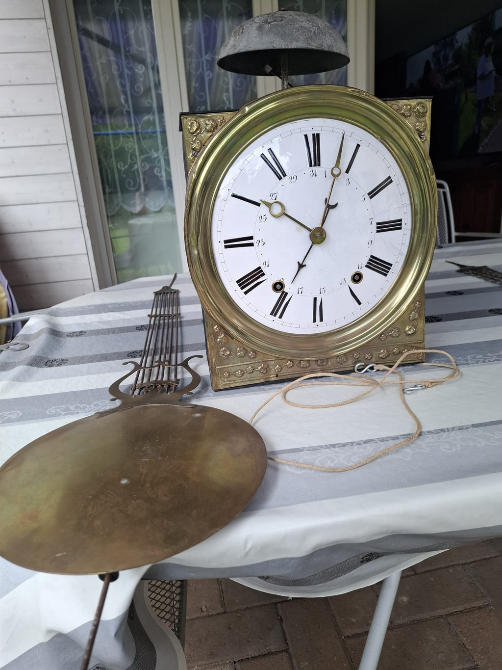 Antike Wanduhr
