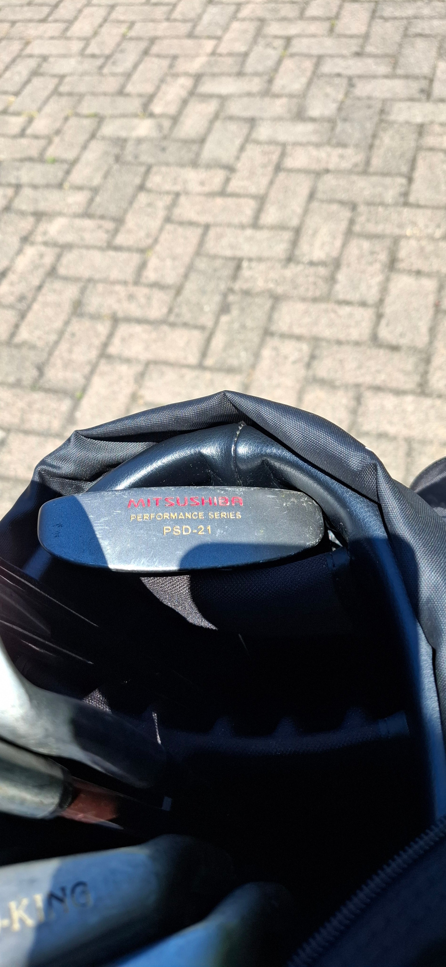 Golfset  mit Golfwagen