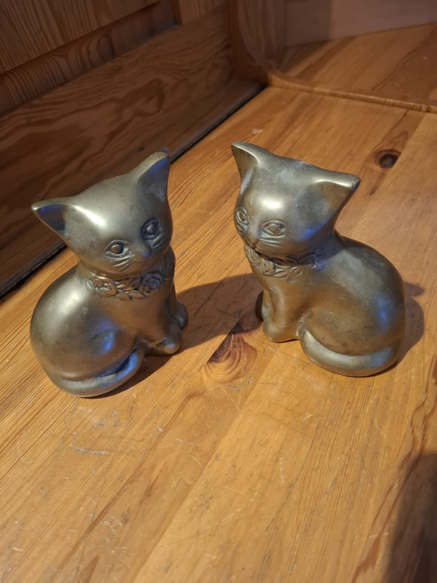 Antike Katzen