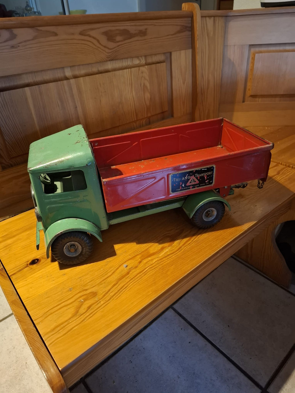 Blechlastwagen