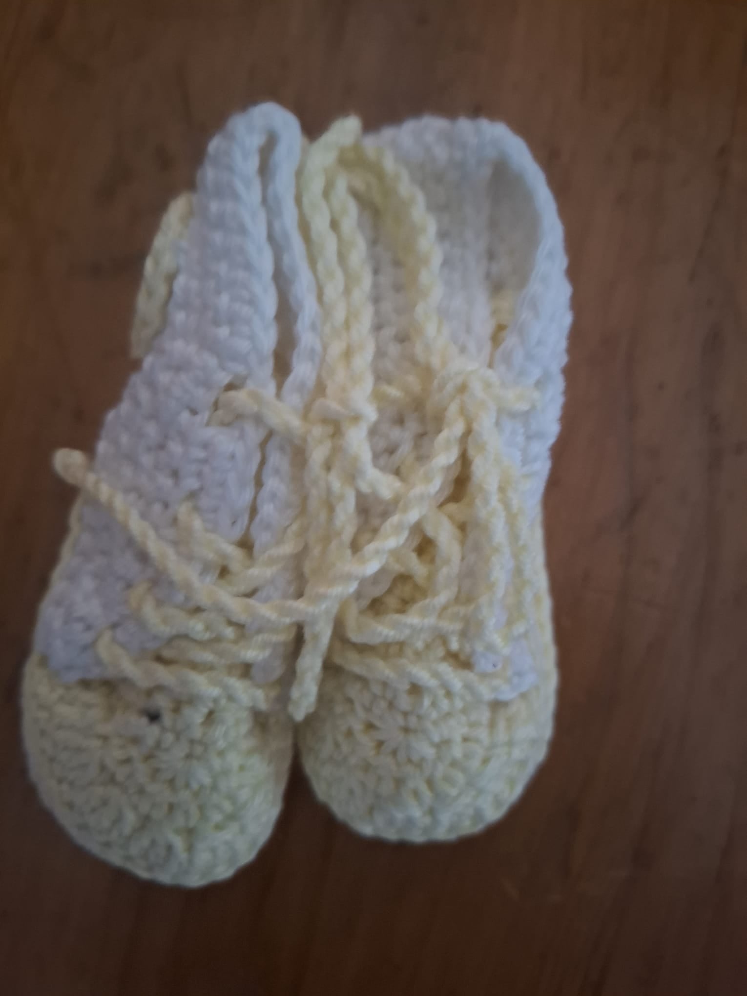 Babyschuhe gehäckelt handmade