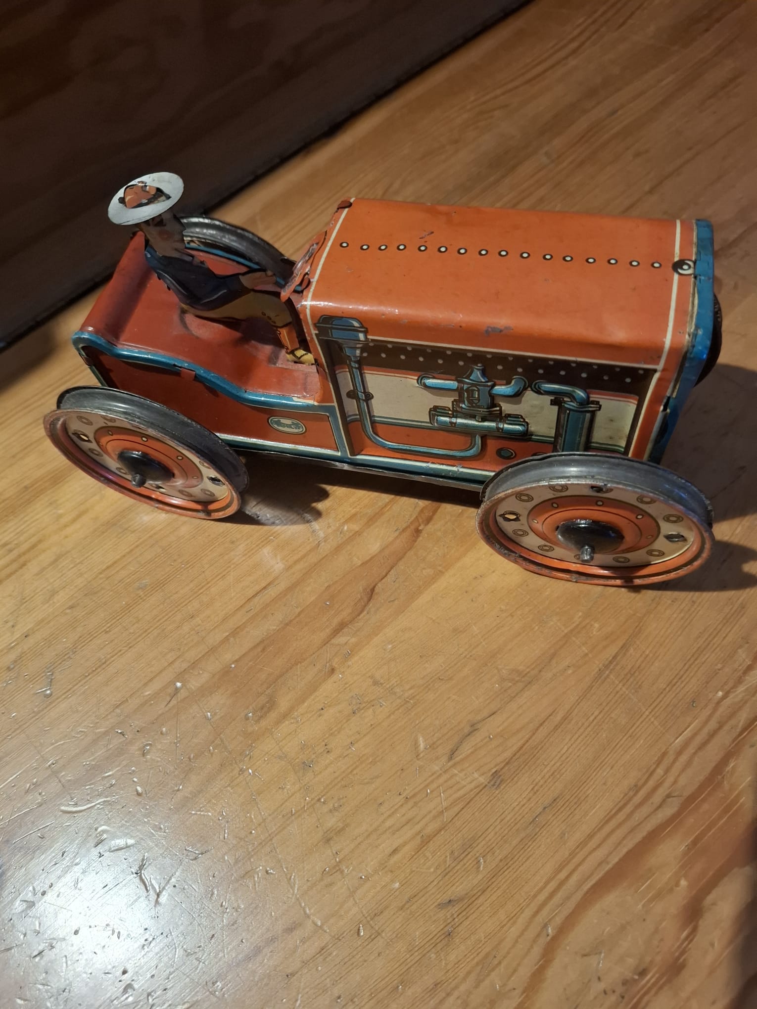 Antikes Blechauto