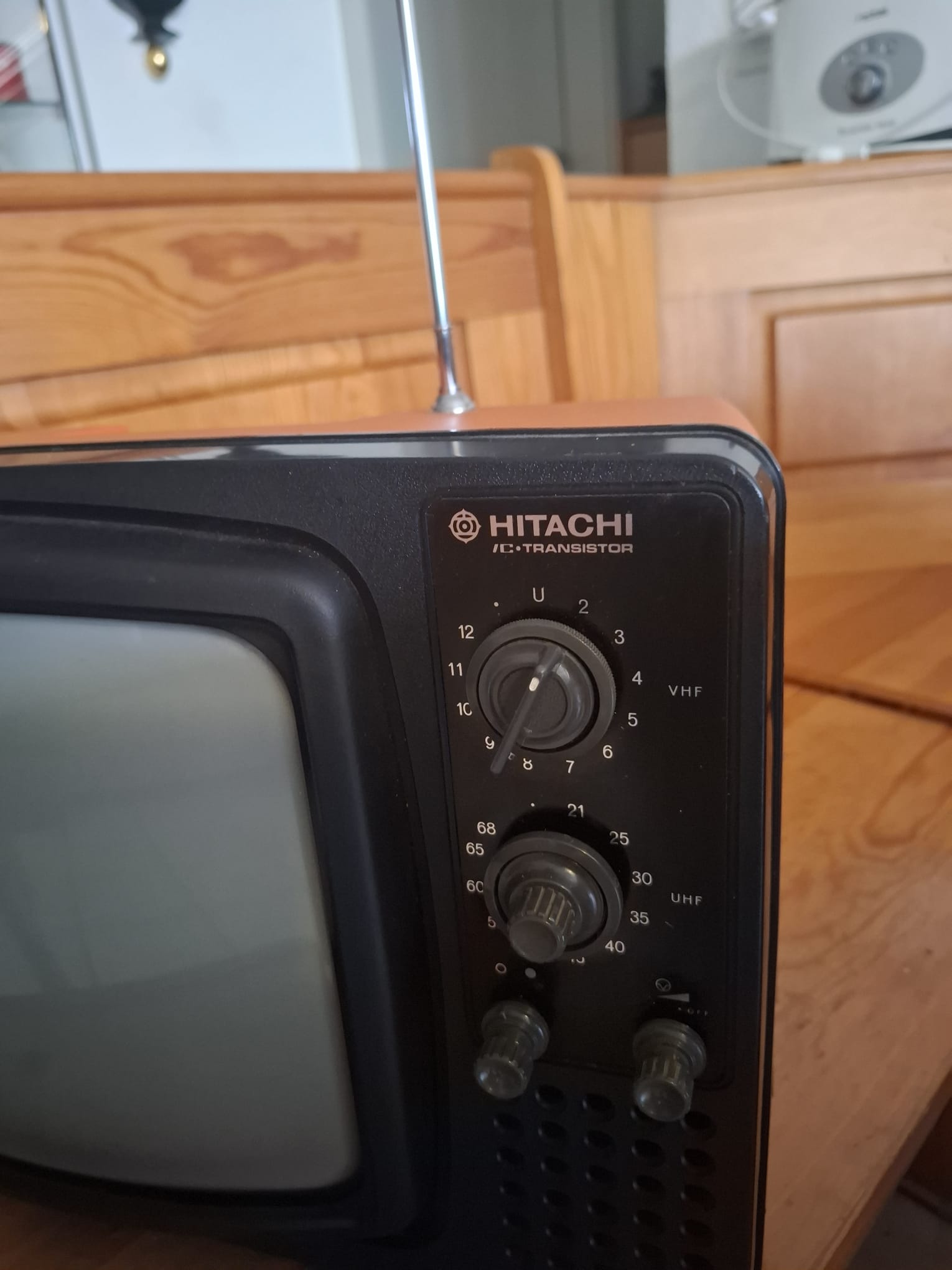 Hitachi TV