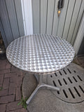 Bistro Tisch