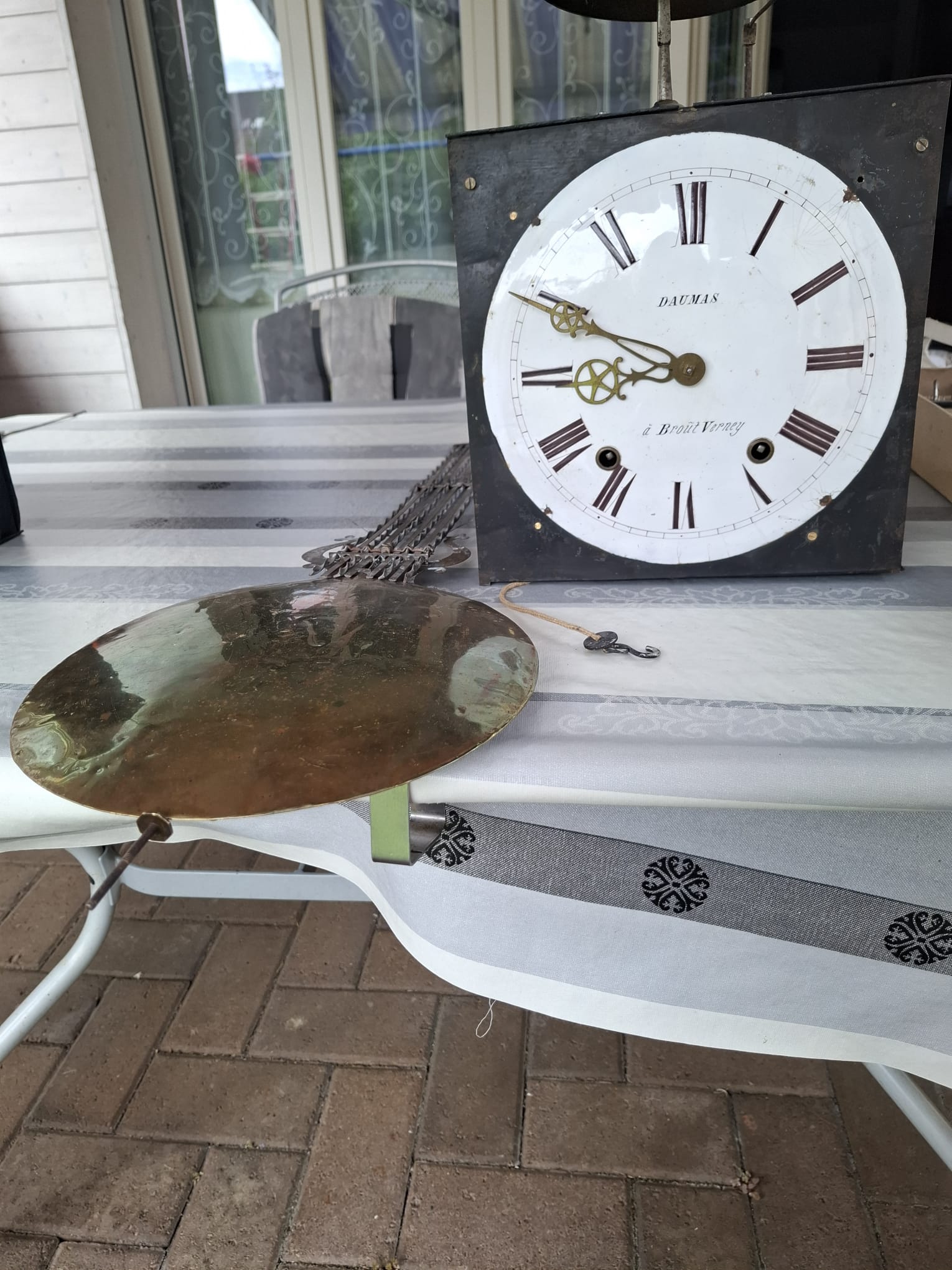 Antike Wanduhr